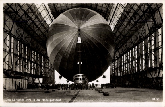 PC Friedrichshafen on Lake Constance, airship LZ 127 Graf Zeppelin, brought into the airship hall