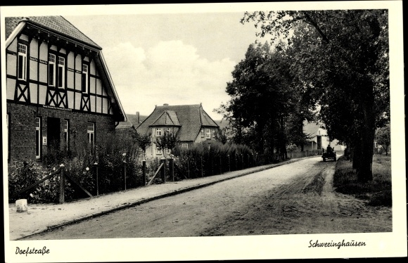 Postcard Schweringhausen Ehrenburg in Lower Saxony, Dorfstrasse, half-timbered house