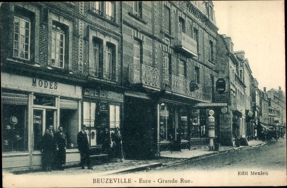 Postcard Beuzeville Eure, Grande Rue
