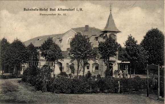 Ak Bad Albersdorf in Holstein Dithmarschen, Bahnhof-Hotel