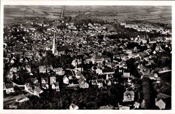 Postcard Alzey in Rheinhessen, aerial view of cityscape, church visible, black and white