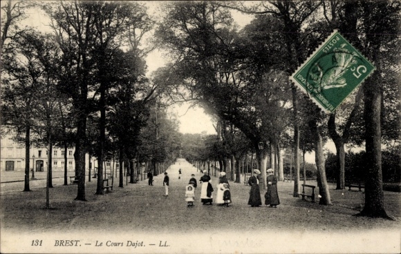 PC Brest Finistère, Le Cours Dajot, trees, walkers, street, view