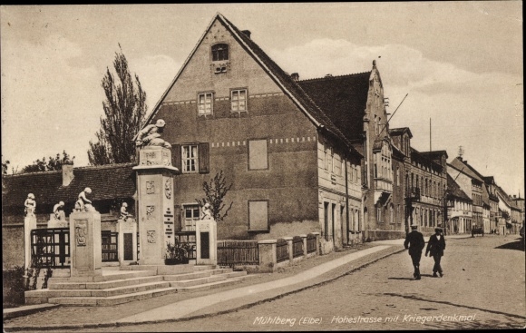 Ak Mühlberg an der Elbe, Hohestraße, Kriegerdenkmal