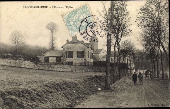 Postcard Sainte Colombe Seine et Marne, The School and the Church