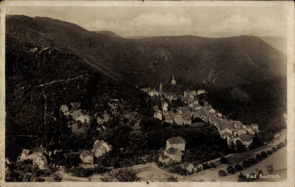 Postcard Bad Bertrich, view of the town, houses, forest