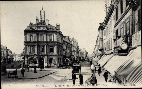Ak Saumur Maine et Loire, Hotel des Postes, Rue d'Orleans, Geschäfte