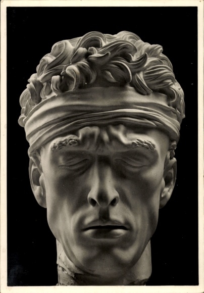 Postcard sculpture by Arno Breker, detail of wounded