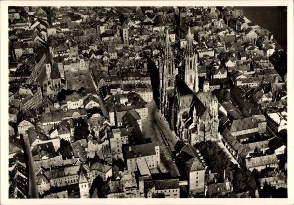 Postcard Nuremberg in Middle Franconia, aerial view of the city of Nuremberg with a view of the Lorenzkirche