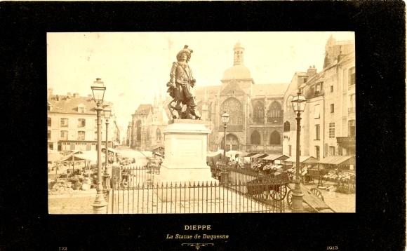 Photo Dieppe Seine Maritime, La Statue de Duquesne