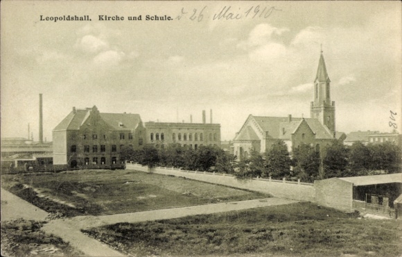 Ak Leopoldshall Staßfurt im Salzlandkreis, Kirche, Schule