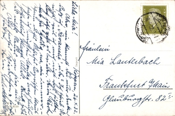 Artist Postcard Wills, John, Girl in a rocking chair reading the newspaper, Maid