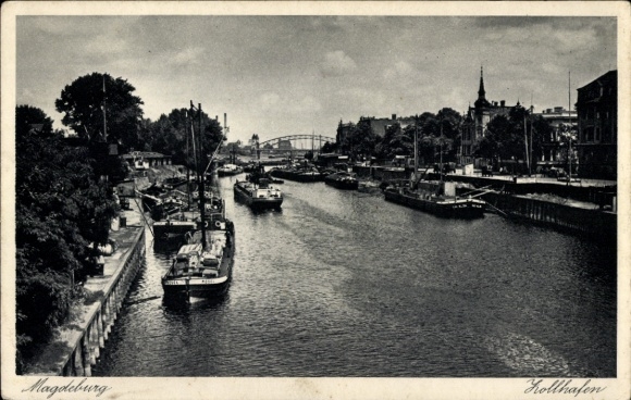 Postcard Magdeburg on the Elbe, view of the customs harbor