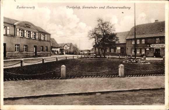 Postcard Zschornewitz Gräfenhainichen in Saxony Anhalt, village square, administration building