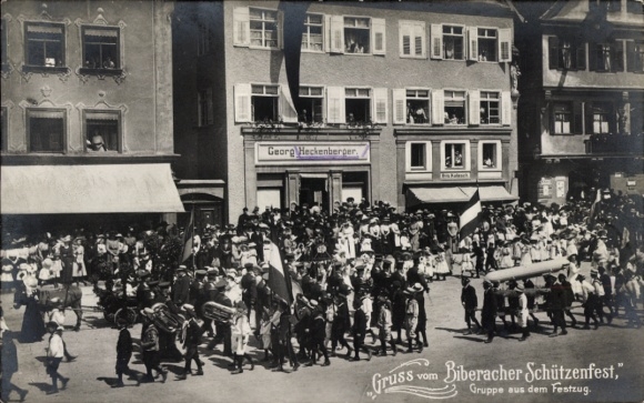 Postcard Biberach an der Riß in Upper Swabia, Biberach shooting festival, parade, crowd, traditional costumes