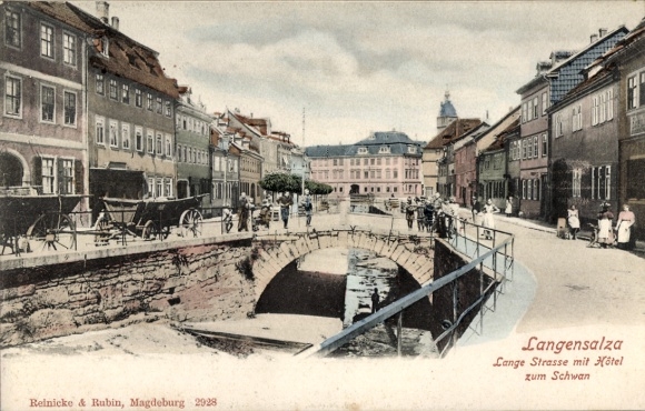 Postcard Bad Langensalza in Thuringia, Lange Straße with Hôtel zum Schwan, bridge
