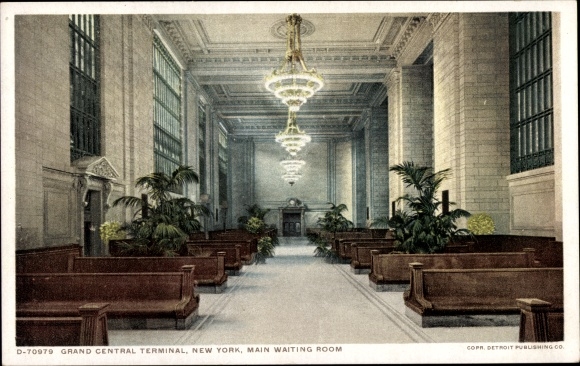 Postcard New York City USA, New Grand Central Terminal Station, Main Waiting Room