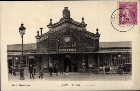 Postcard Laon Aisne, train station