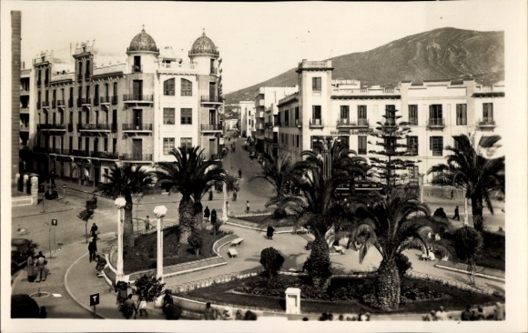 Ak Tetuan Tétouan Marokko, Plaza de Muley el Mehdi,  Palmen, Gebäude