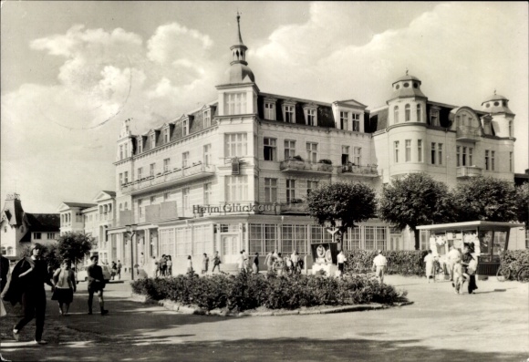 Postcard Ostseebad Zinnowitz on Usedom, FDGB holiday service IG Wismut, Glück auf recreation home