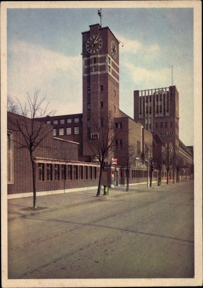PC Holthausen Düsseldorf am Rhein, Persilwerke Henkel &amp; Cie. AG, administration building, clock tower