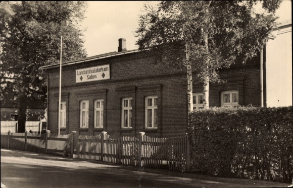 Postcard Satow in Mecklenburg, lot at the country outpatient clinic