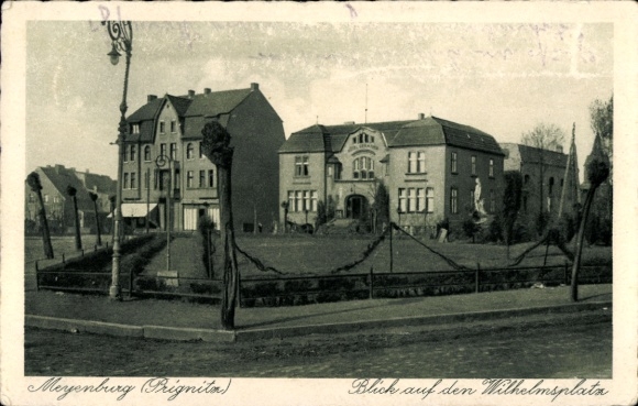 Postcard Meyenburg in the district of Prignitz, Wilhelmsplatz with Hotel Germania, commercial building