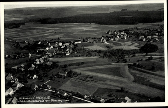 Ak Birkendorf im Schwarzwald Baden Württemberg, Luftaufnahme von  bad Schwarzwald, Landschaft, Hä