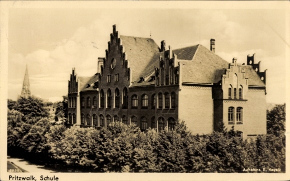Postcard Pritzwalk in the Prignitz, school, exterior view