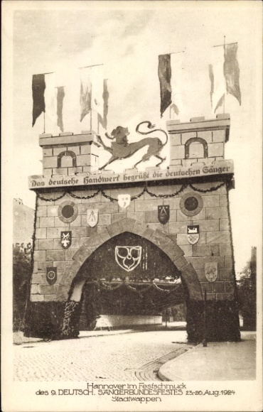 Postcard Hannover, 9th German Singers' Festival 1924, festive decorations, city coat of arms