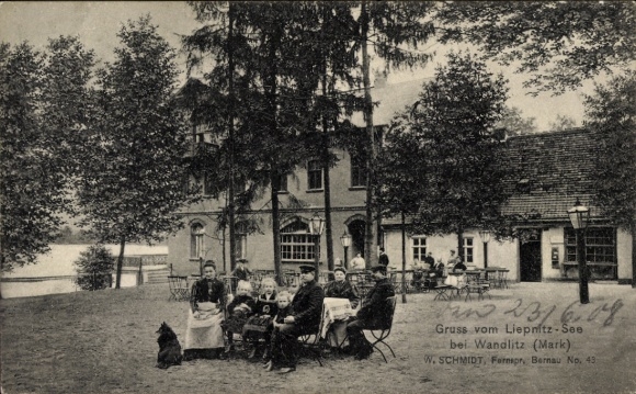 Ak Wandlitz im Kreis Barnim, Gasthaus am Liepnitz See, W. Schmidt, Gartenpartie
