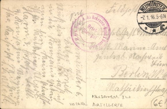 Artist Postcard Strieffler, artillery transport to the field, sisters handing soldiers refreshments