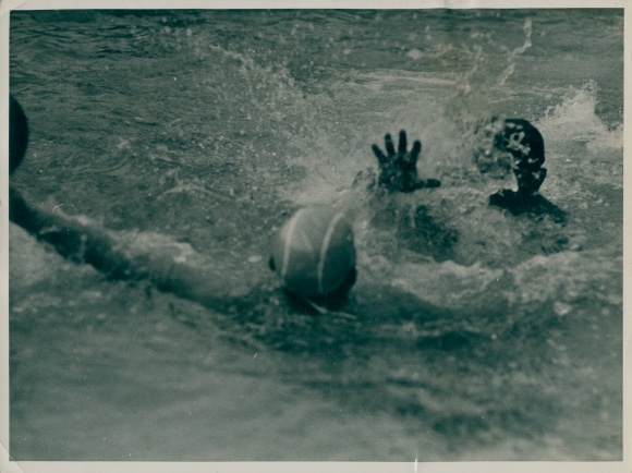 Photo Postcard Olympia 1936, water polo tournament, Germany versus Belgium