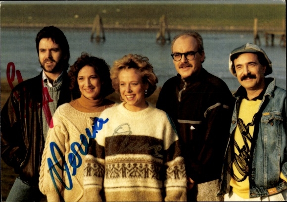 Postcard Gruppe Godewind, Made in Friesland, Autographs