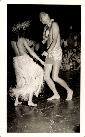 Ak Hawaii USA, Danser