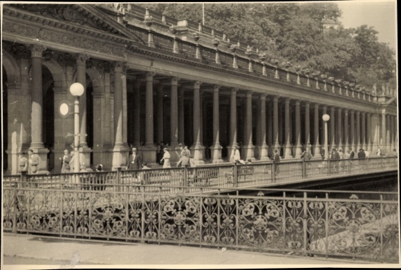 Foto Karlovy Vary Karlsbad Stadt, Säulenhalle, Kolonnaden, Brückenpartie, Fotograf Hubl