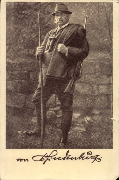 Ak Reichspräsident Paul von Hindenburg, Bayerische Berge 1923, Jagdgewehr