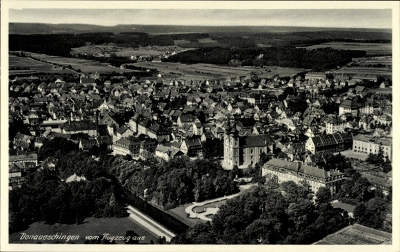 Ak Donaueschingen im Schwarzwald, Fliegeraufnahme