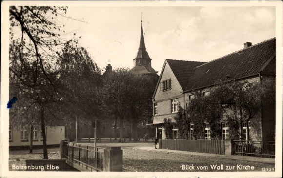 Postcard Boizenburg an der Elbe, view from the wall to the church