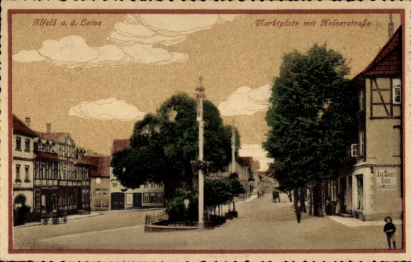 Postcard Alfeld an der Leine, market square with Hofstraße, trees, houses