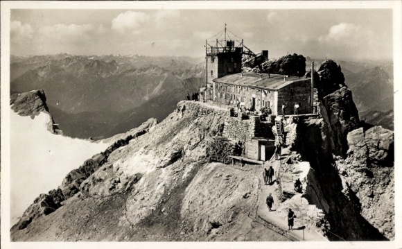 Ak Zugspitze, Bayerische Zugspitzbahn, Münchener Haus, Blick von der Gipfelstation