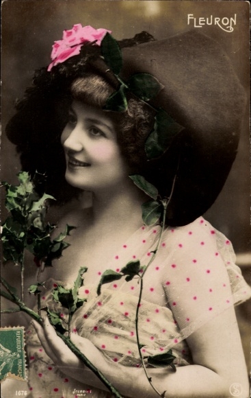 Postcard Variety actress Fleuron, portrait