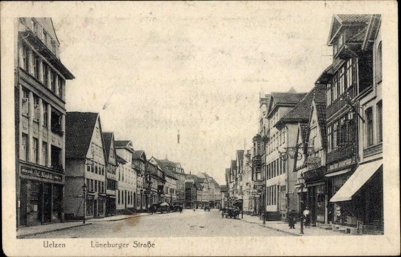 Postcard Uelzen in Lower Saxony, Lüneburger Straße with shops