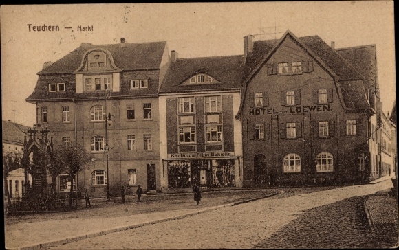 Ak Teuchern im Burgenlandkreis, Markt, Hotel zum Loewen, Kaufhaus