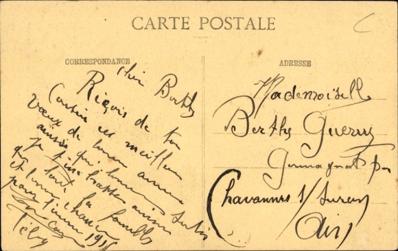 CPA Hyde Park, Bataillon d'Ecossais with les Drapeaux presentes par Edouard VII a Windsor