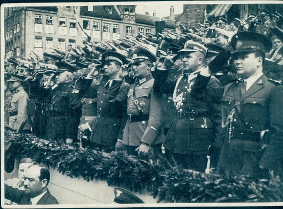 Collector's picture Adolf HItler No. 76, Nuremberg Nazi Party Rally, Foreign Military Attachés, Rommel