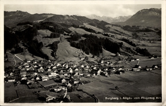 Ak Burgberg im Allgäu, Fliegeraufnahme