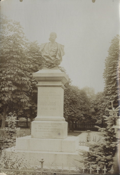 Original photo of Melk on the Danube, Lower Austria, Franz Josef Monument, around 1900