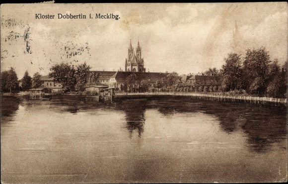 Postcard Dobbertin in Mecklenburg, monastery seen from the water