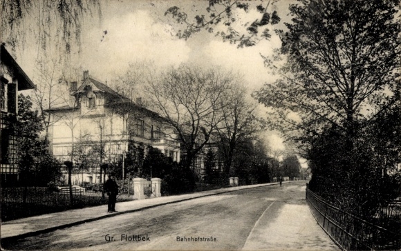 Postcard Hamburg Altona Groß Flottbek, Bahnhofstraße