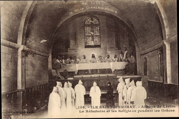 Postcard Ile Saint Honorat Alpes Maritimes, Abbaye de Levins, refectory, monks, murals